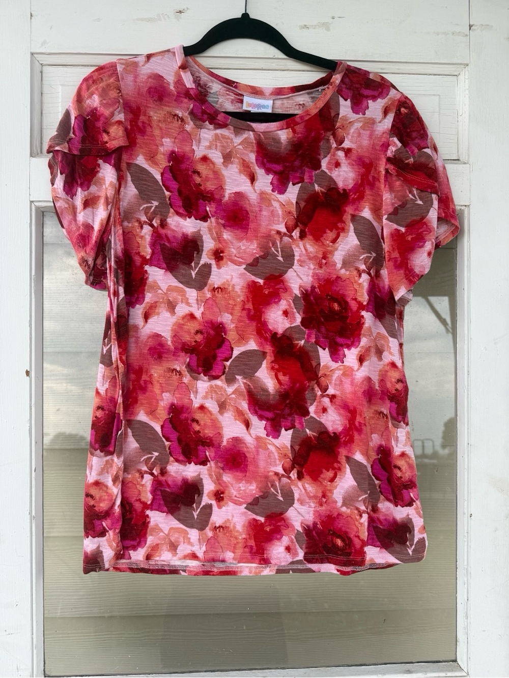 LuLaRoe Pink Red Floral Short Sleeve Top
